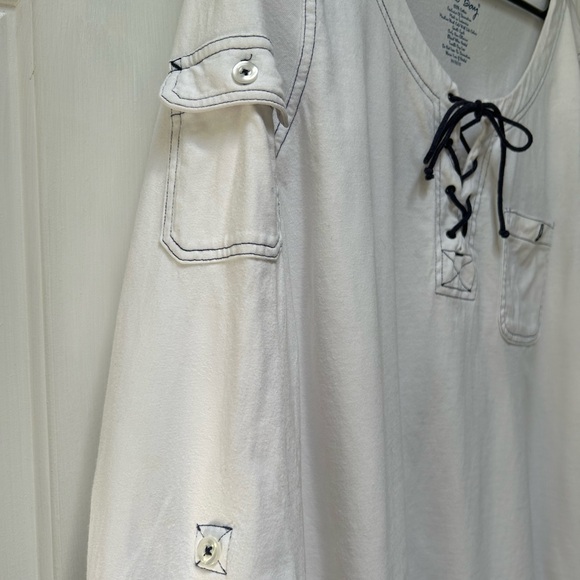 Coral Bay 💯 cotton Nautical long/or button up sleeve Women’s Top/white w/blue - Picture 4 of 5